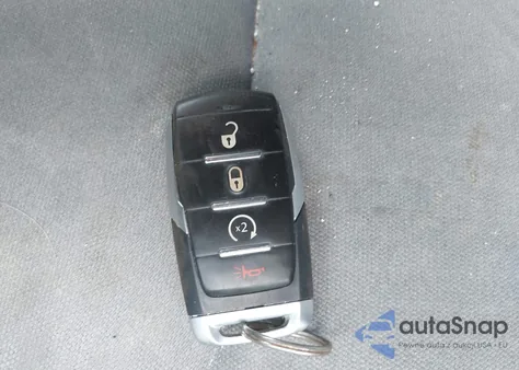 2021 Ram 1500 Big Horn 4X4 5'7 Box z USA, uszkodzony, nr VIN 1C6RRFFG5MN612828